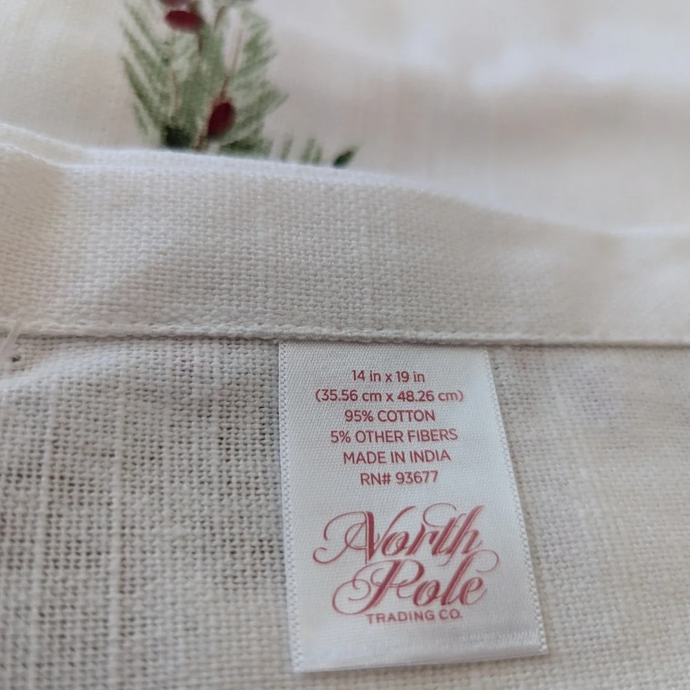 Beautiful Christmas Placemats - Picture 7 of 8
